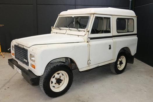 1974 Land Rover Santana 88 Diesel oldtimer te koop