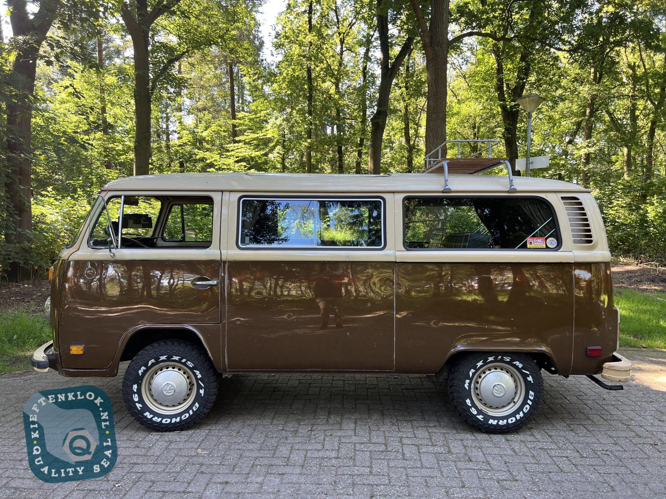 1977 Volkswagen T2B oldtimer te koop