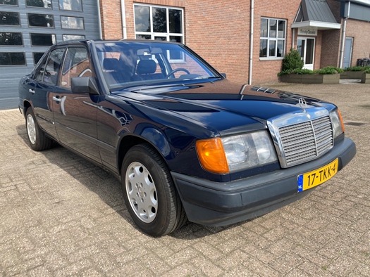 1986 Mercedes 300e w124 oldtimer te koop