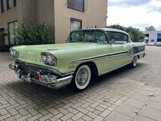 1958 Pontiac Star Chief Hardtop oldtimer te koop