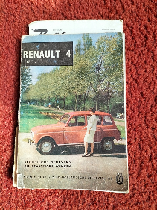 Renault 4 instructieboek te koop