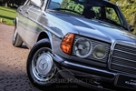 1982 Mercedes w123 230 e oldtimer te koop