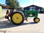 1951 John Deere B Styled with planter oldtimer te koop