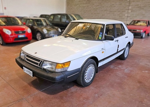 1989 Saab 900i 16V oldtimer te koop