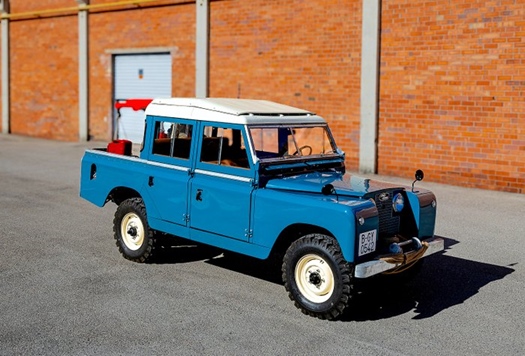 1969 Land Rover Series IIA 109 Double Cab Crane oldtimer te koop