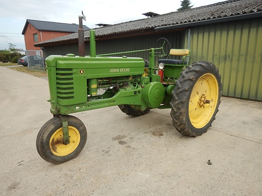 1949 John Deere B Styled single front oldtimer te koop