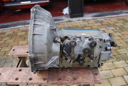 versnellingsbak mercedes W114 te koop