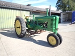 1951 John Deere B Styled with planter oldtimer te koop