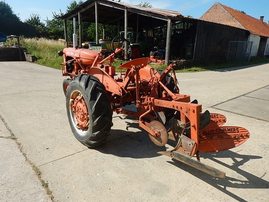 1951 Allis-Chalmers CA with plow oldtimer te koop