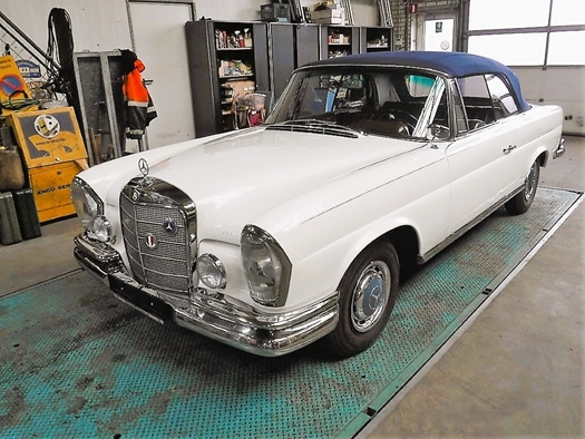 1963 Mercedes 220SE Cabrio oldtimer te koop