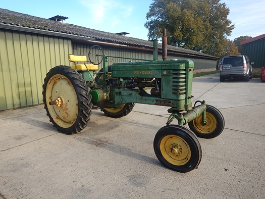 1951 John Deere BWH Electric start, wide front oldtimer tractor te koop