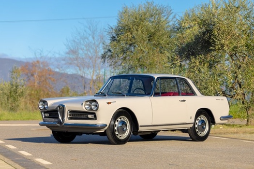 1961 Alfa Romeo 2000 Vignale oldtimer te koop