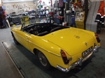 1967 MG B cabrio Yellow oldtimer te koop