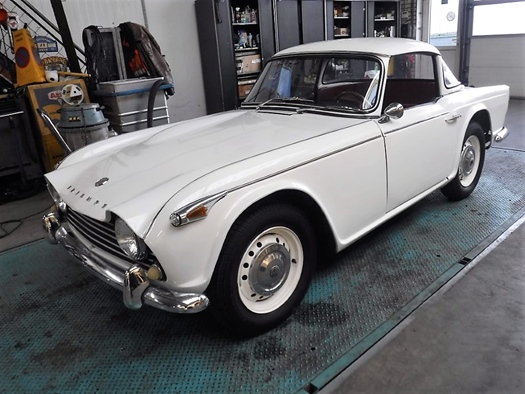 1967 Triumph TR4A surrey oldtimer te koop