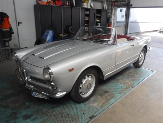 1961 Alfa Romeo 2000 Touring Spider oldtimer te koop