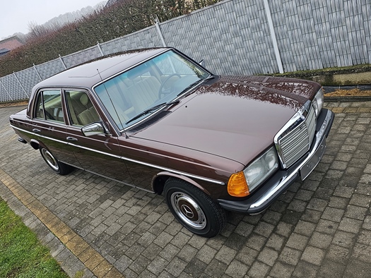 1984 Mercedes 240D oldtimer te koop