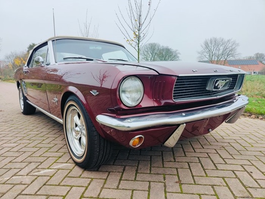 1966 Ford Mustang Convertible V8 oldtimer te koop