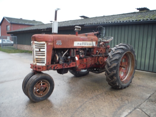 1957 International Farmall 450 Diesel oldtimer tractor te koop