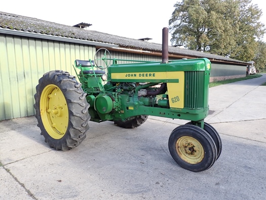 1957 John Deere 620 oldtimer tractor te koop