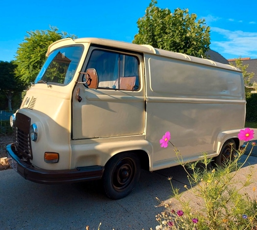 1976 Renault Estafette  oldtimer te koop