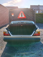 1987 Mercedes W124  oldtimer te koop