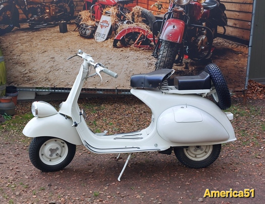 1964 Vespa 125 Faro Basso VN1T oldtimer motorfiets te koop