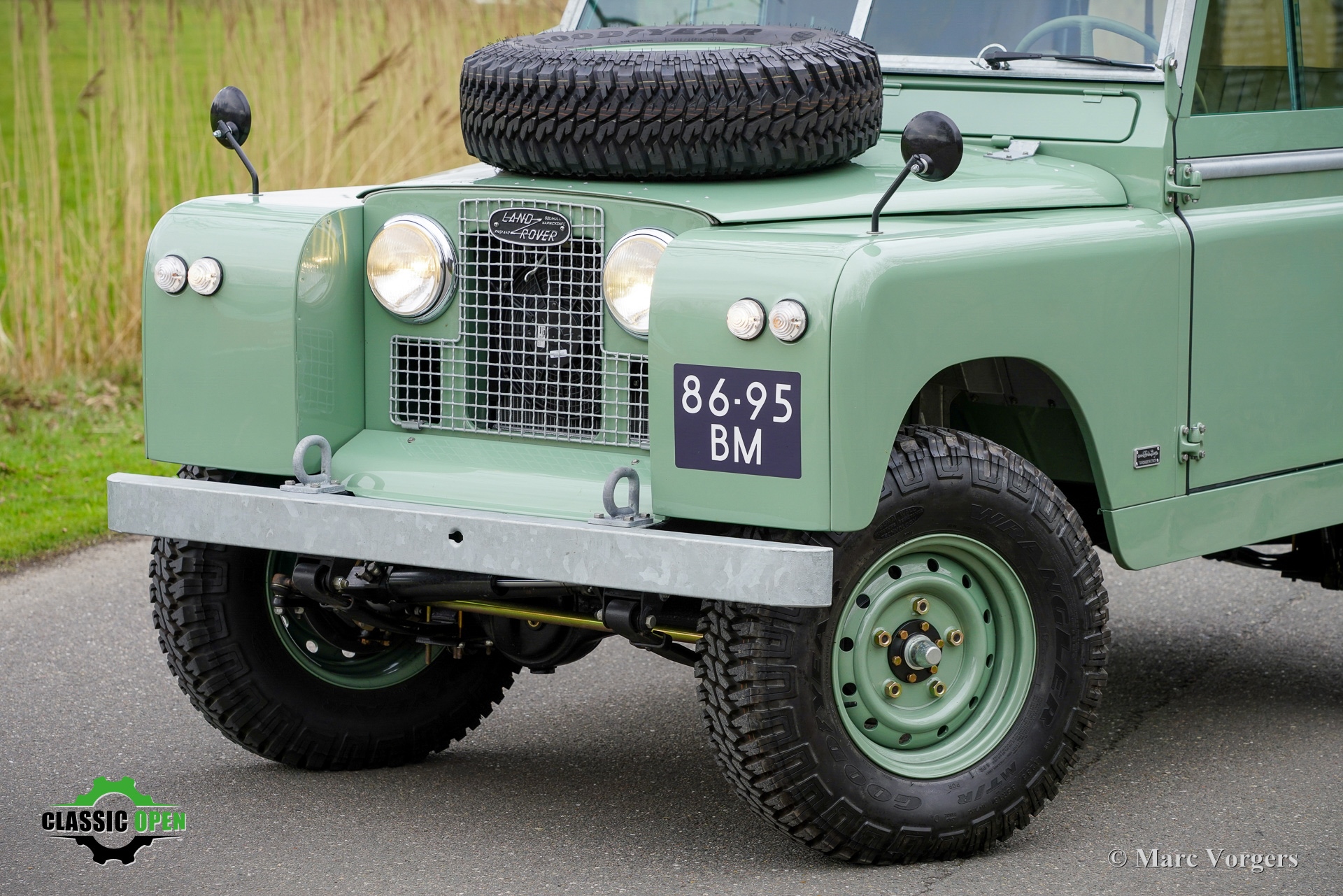 1966 Land Rover 88 oldtimer te koop