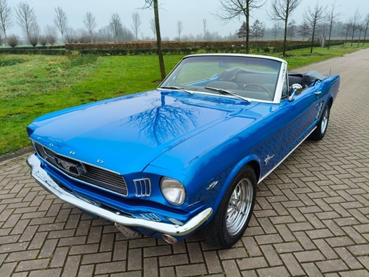 1966 Ford Mustang Convertible V8 oldtimer te koop