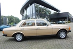 1981 Mercedes 230E oldtimer te koop