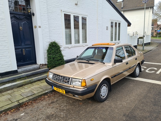 1984 Volvo 360 gle oldtimer te koop