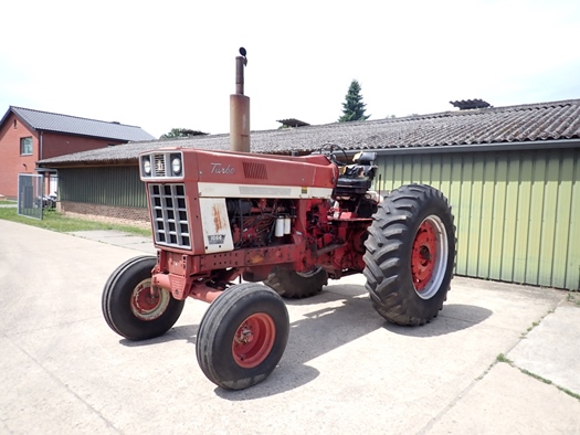 1972 International Farmall 1066 Turbo oldtimer tractor te koop