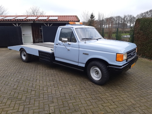 1987 Ford F350 Oprijwagen Car Hauler oldtimer te koop