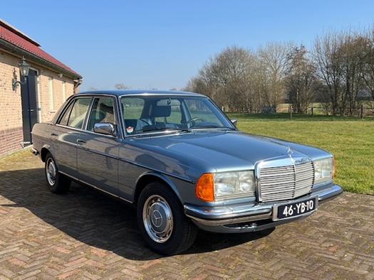 1977 Mercedes w123 280 oldtimer te koop